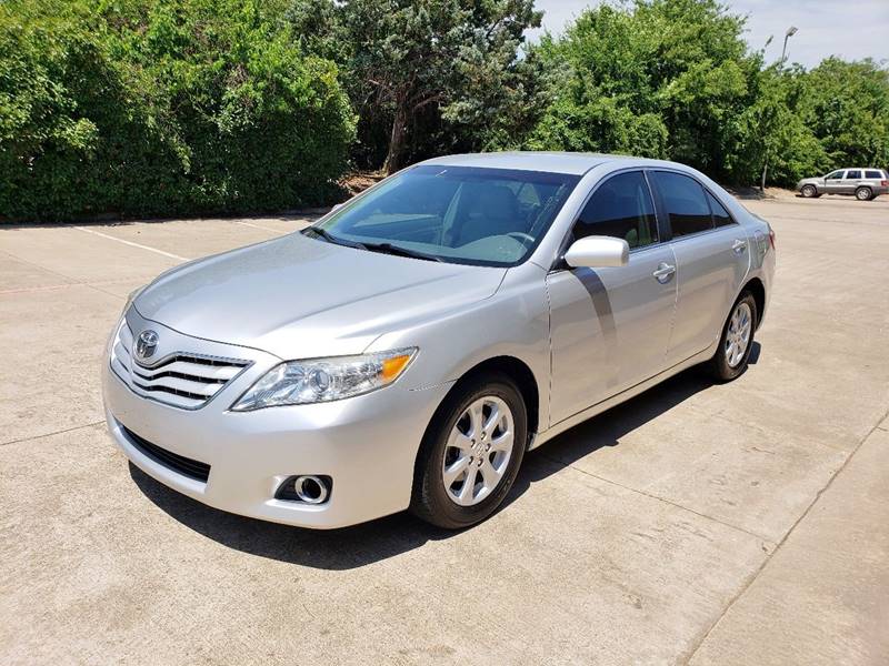 2011 Toyota Camry for sale at DFW Autohaus in Dallas TX