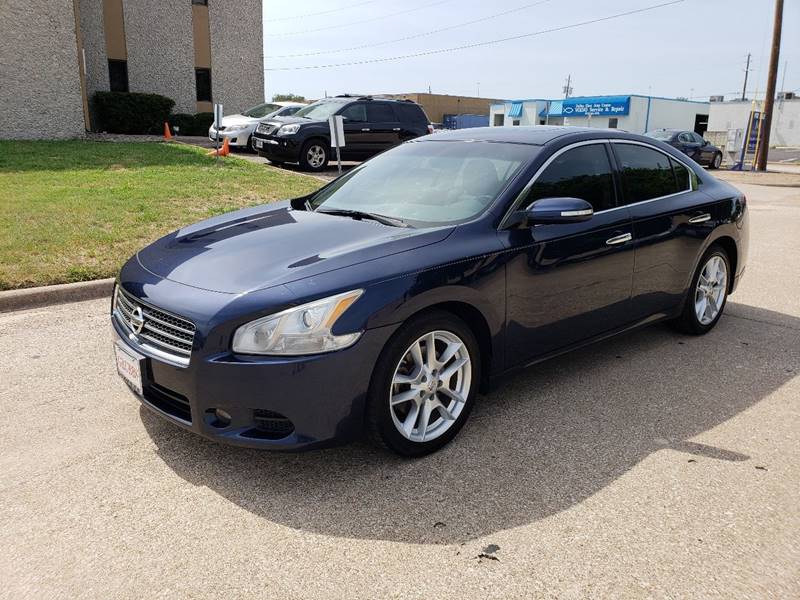 2011 Nissan Maxima for sale at DFW Autohaus in Dallas TX
