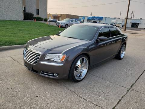 2013 Chrysler 300 for sale at DFW Autohaus in Dallas TX