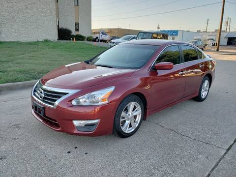 2013 Nissan Altima for sale at DFW Autohaus in Dallas TX