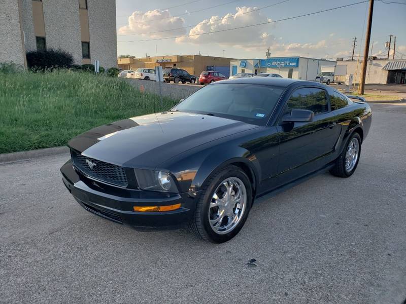 2006 Ford Mustang for sale at DFW Autohaus in Dallas TX