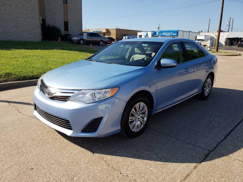 2012 Toyota Camry for sale at DFW Autohaus in Dallas TX