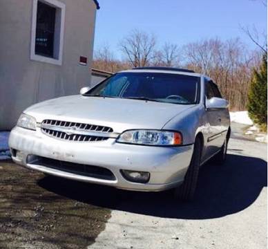 2000 Nissan Altima for sale at Wallet Wise Wheels in Montgomery NY