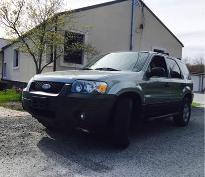 2005 Ford Escape for sale at Wallet Wise Wheels in Montgomery NY