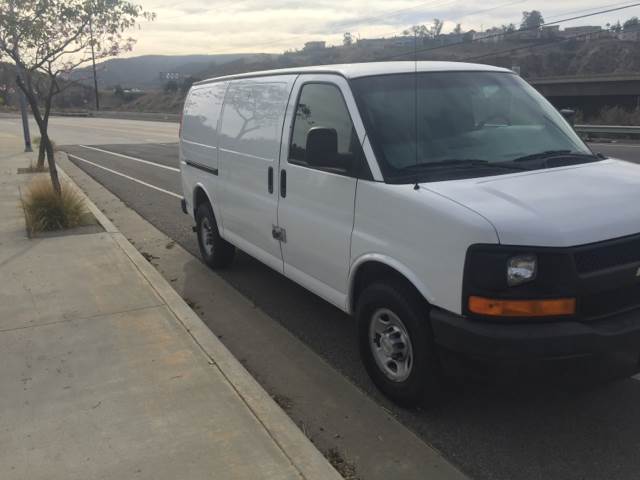 2007 Chevrolet Express Cargo for sale at Nueva Italia Motors in Ventura CA