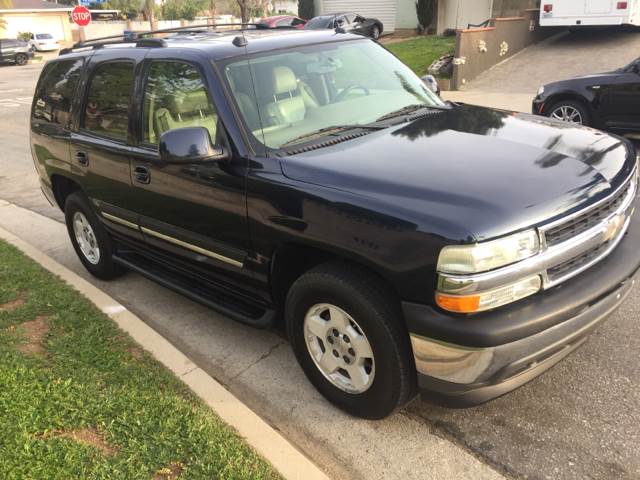 2005 Chevrolet Tahoe for sale at Nueva Italia Motors in Ventura CA