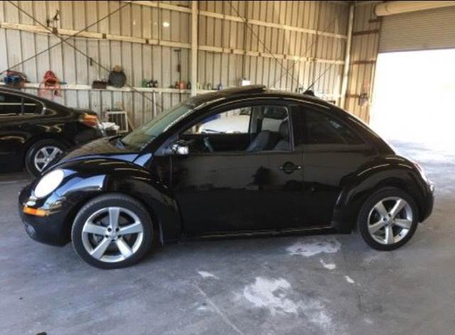 2007 Volkswagen New Beetle for sale at Nueva Italia Motors in Ventura CA