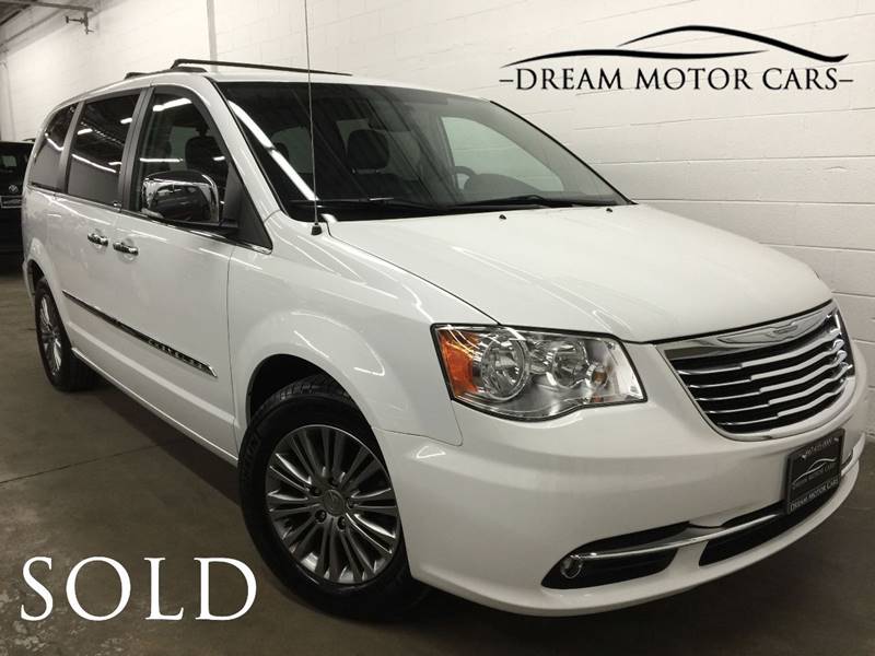 2014 Chrysler Town and Country for sale at Dream Motor Cars in Arlington Heights IL