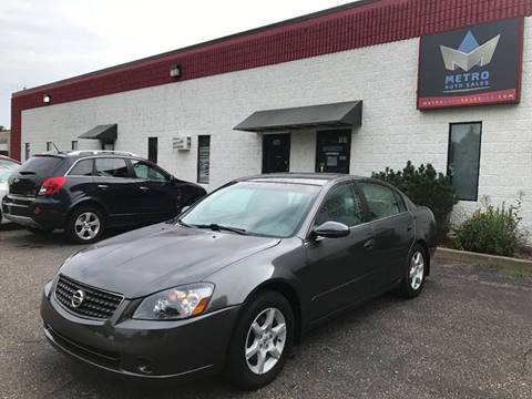 2006 Nissan Altima for sale at METRO AUTO SALES LLC in Blaine MN