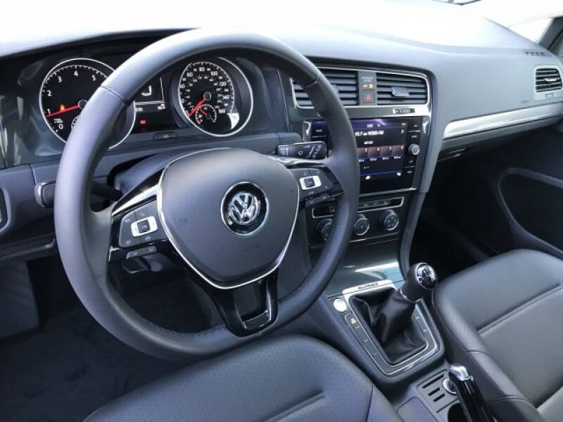 2019 Volkswagen Golf Alltrack (image 18)