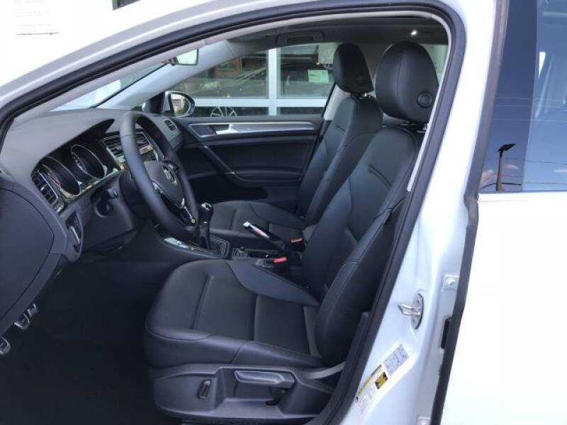 2019 Volkswagen Golf Alltrack (image 7)