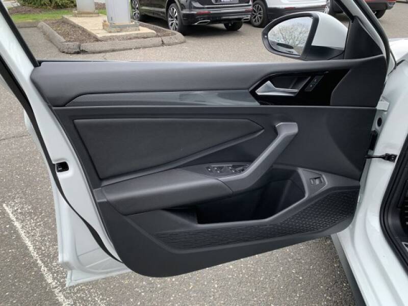 2020 Volkswagen Jetta (image 5)