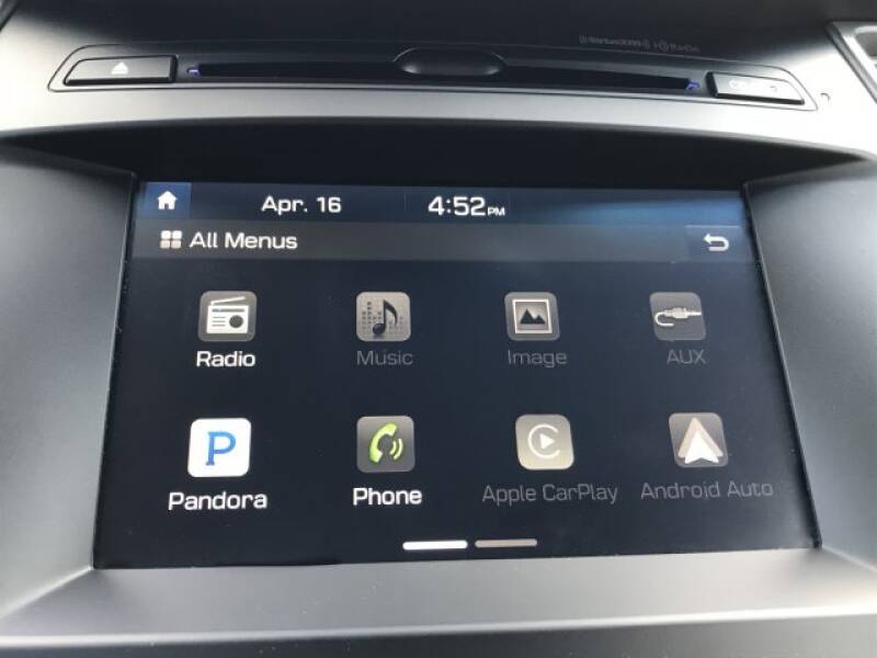 2017 Hyundai Santa Fe Sport 2.4L (image 29)