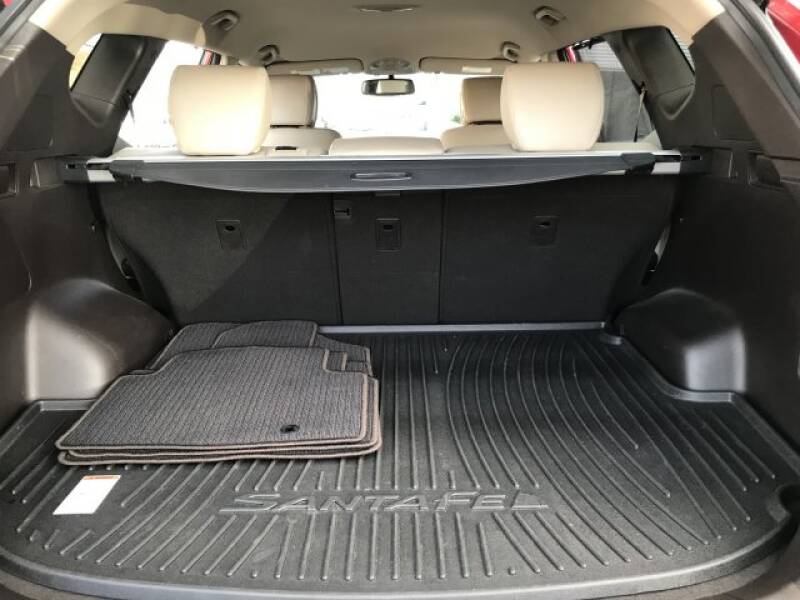 2017 Hyundai Santa Fe Sport 2.4L (image 32)