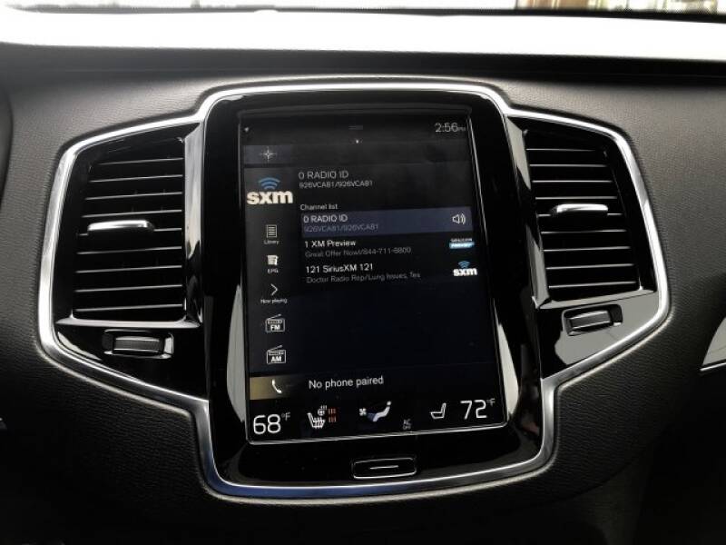 2018 Volvo XC90 T6 Momentum (image 20)