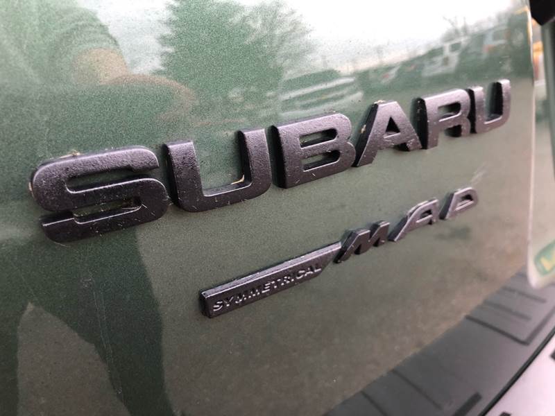 2011 Subaru Outback 3.6R Premium (image 16)