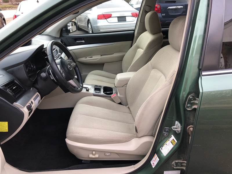 2011 Subaru Outback 3.6R Premium (image 27)