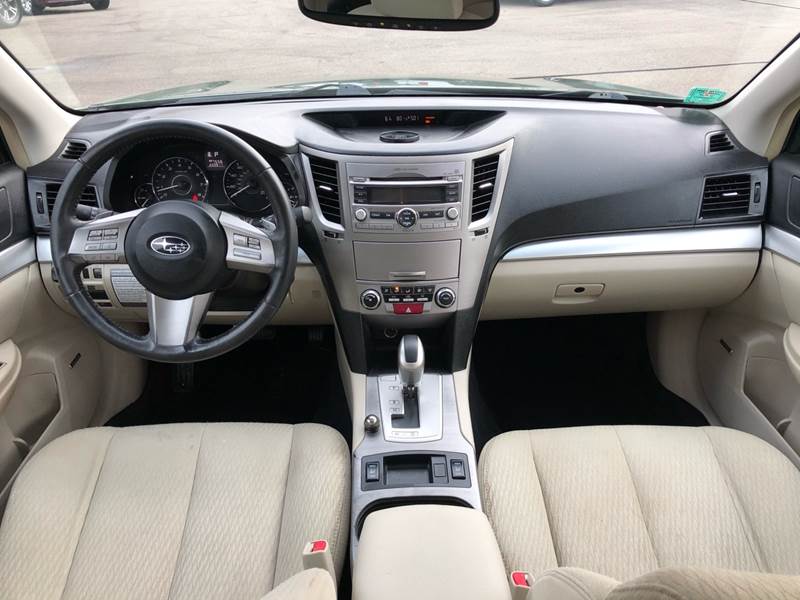 2011 Subaru Outback 3.6R Premium (image 33)