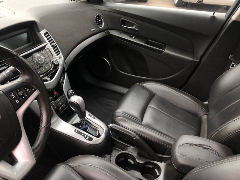 2011 Chevrolet Cruze LTZ (image 21)