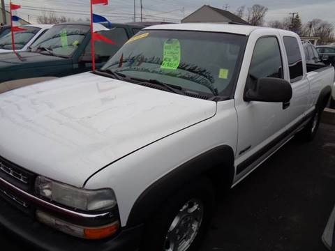 2001 Chevrolet Silverado 1500 for sale at Aspen Auto Sales in Wayne MI