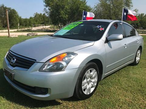 2009 Nissan Altima for sale at JACOB'S AUTO SALES in Kyle TX