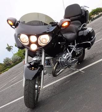 2004 BMW R1200CL for sale at M.D.V. INTERNATIONAL AUTO CORP in Fort Lauderdale FL