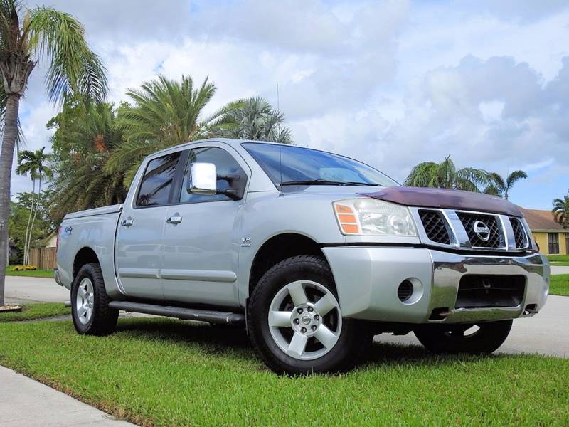 2004 Nissan Titan for sale at M.D.V. INTERNATIONAL AUTO CORP in Fort Lauderdale FL