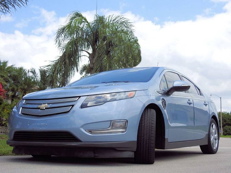 2013 Chevrolet Volt for sale at M.D.V. INTERNATIONAL AUTO CORP in Fort Lauderdale FL