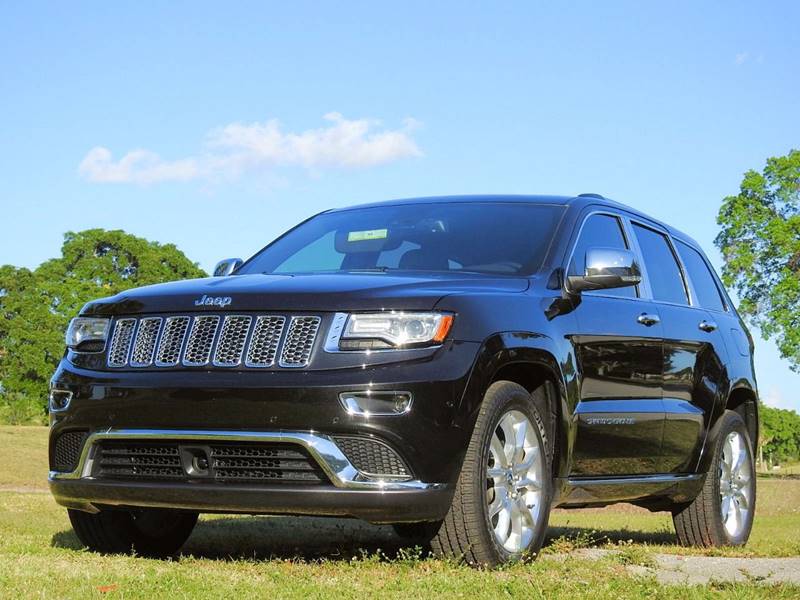 2014 Jeep Grand Cherokee for sale at M.D.V. INTERNATIONAL AUTO CORP in Fort Lauderdale FL