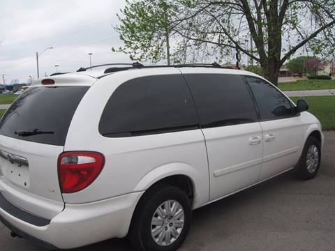 2005 Chrysler Town and Country for sale at Jim Tawney Auto Center Inc in Ottawa KS
