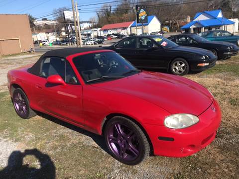 2005 Mazda MX-5 Miata for sale at Global Imports of Dalton LLC in Dalton GA