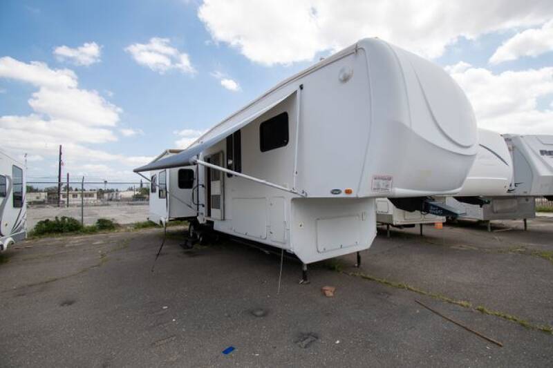 2008 Heartland Big Horn 3670RL