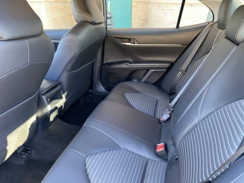 2018 Toyota Camry SE (image 33)