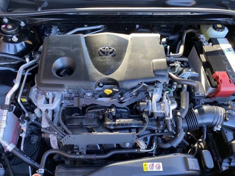 2018 Toyota Camry SE (image 35)