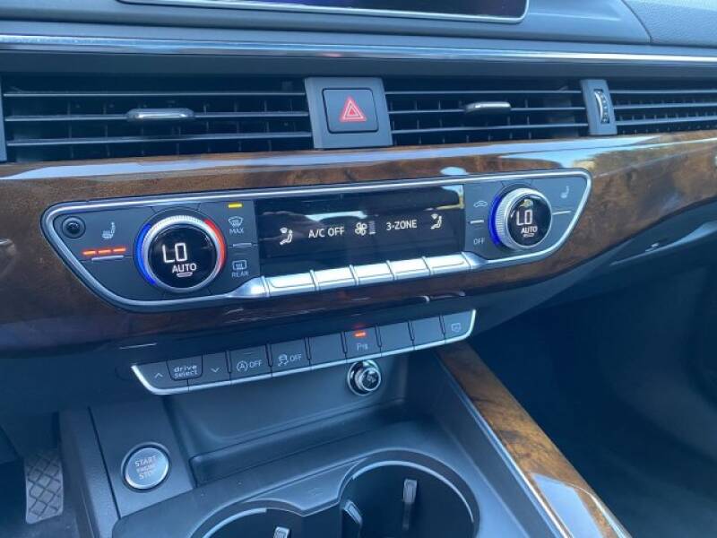 2017 Audi A4 2.0T quattro Premium Plus (image 27)