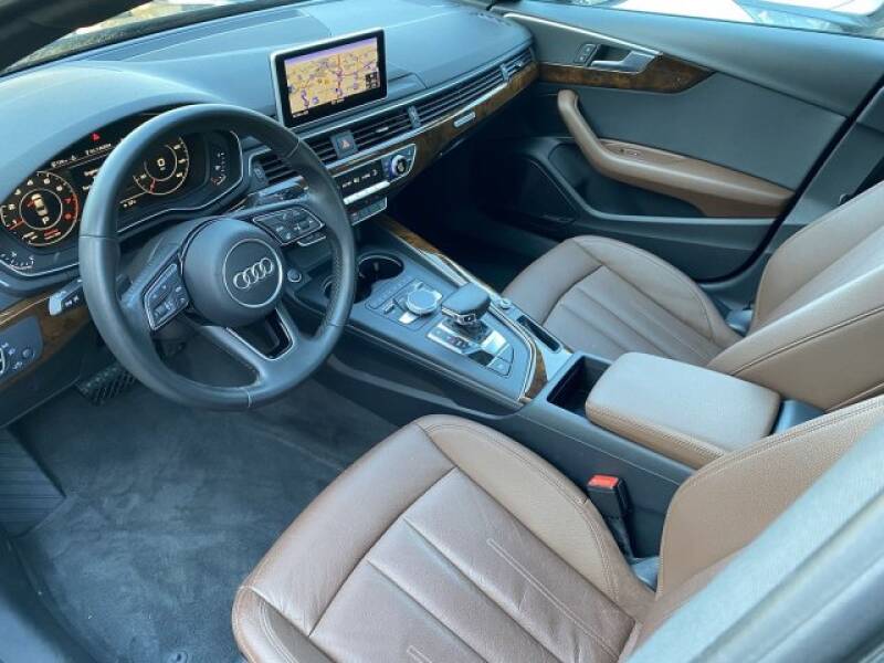 2017 Audi A4 2.0T quattro Premium Plus (image 14)