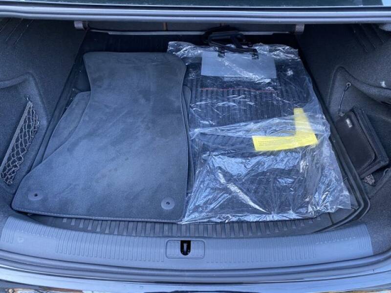 2017 Audi A4 2.0T quattro Premium Plus (image 47)
