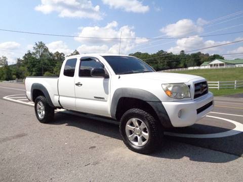 2006 Toyota Tacoma for sale at Car Depot Auto Sales Inc in Knoxville TN