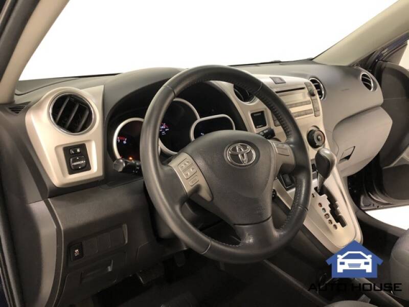 2009 Toyota Matrix S (image 9)