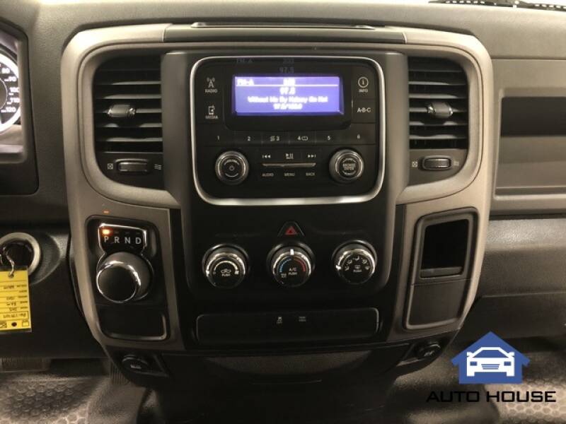 2015 RAM Ram Pickup 1500 Tradesman (image 16)