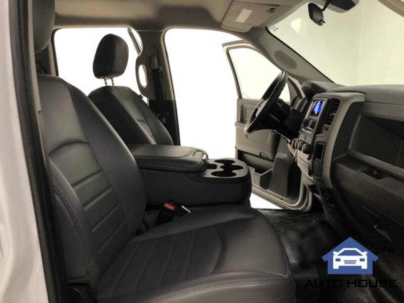 2015 RAM Ram Pickup 1500 Tradesman (image 23)
