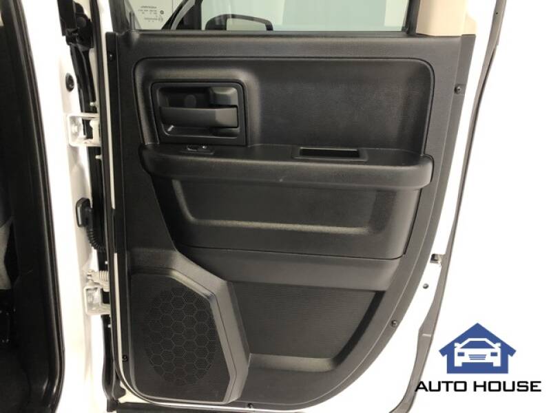 2015 RAM Ram Pickup 1500 Tradesman (image 27)