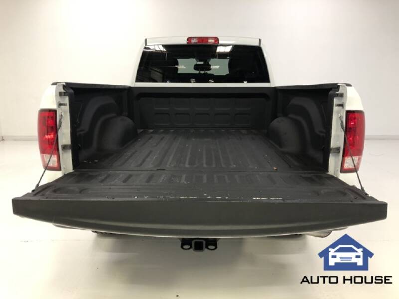 2015 RAM Ram Pickup 1500 Tradesman (image 29)