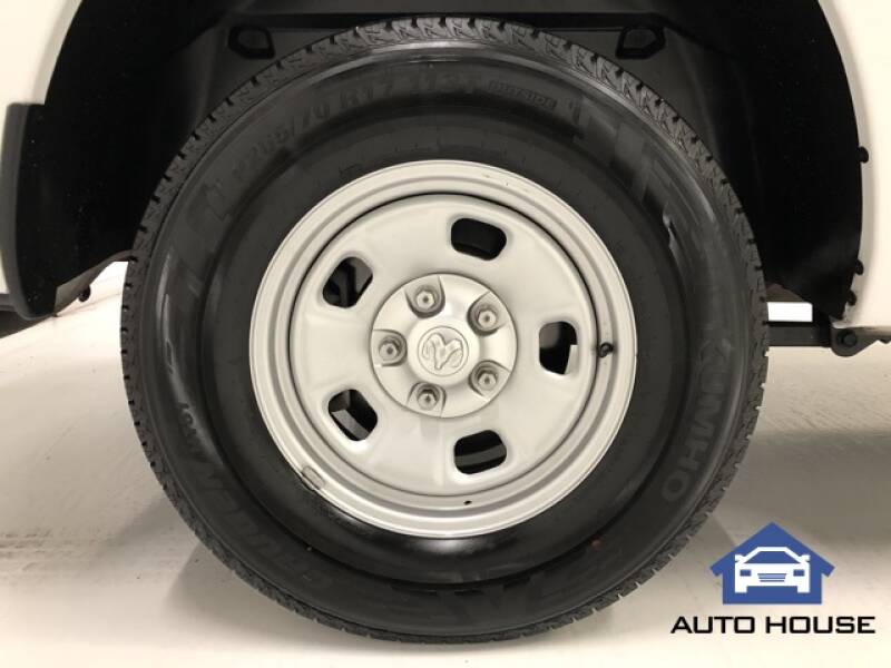 2015 RAM Ram Pickup 1500 Tradesman (image 30)