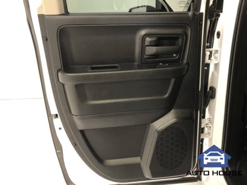 2015 RAM Ram Pickup 1500 Tradesman (image 25)