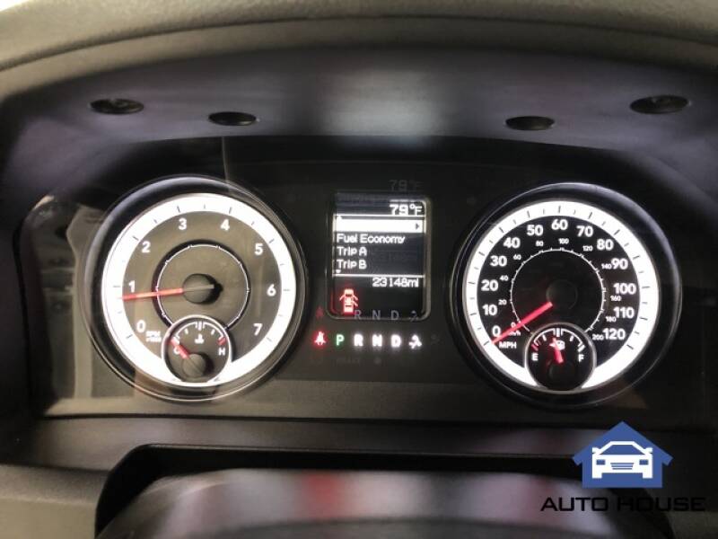 2015 RAM Ram Pickup 1500 Tradesman (image 13)