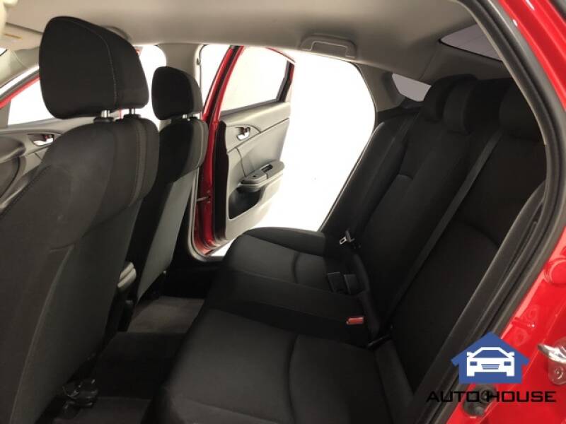 2019 Honda Civic LX (image 27)