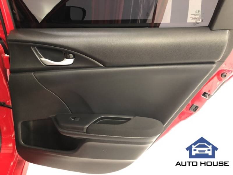 2019 Honda Civic LX (image 28)