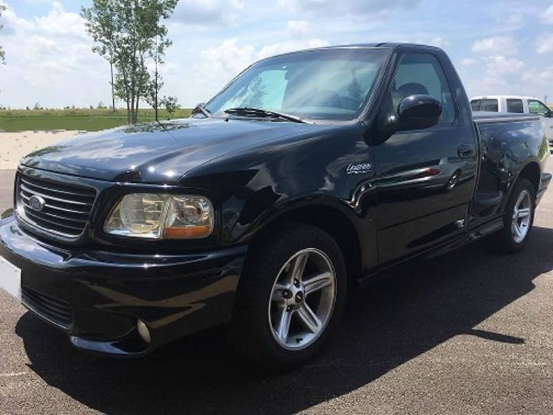 2001 Ford F-150 SVT Lightning for sale at Gary Miller's Classic Auto in El Paso IL