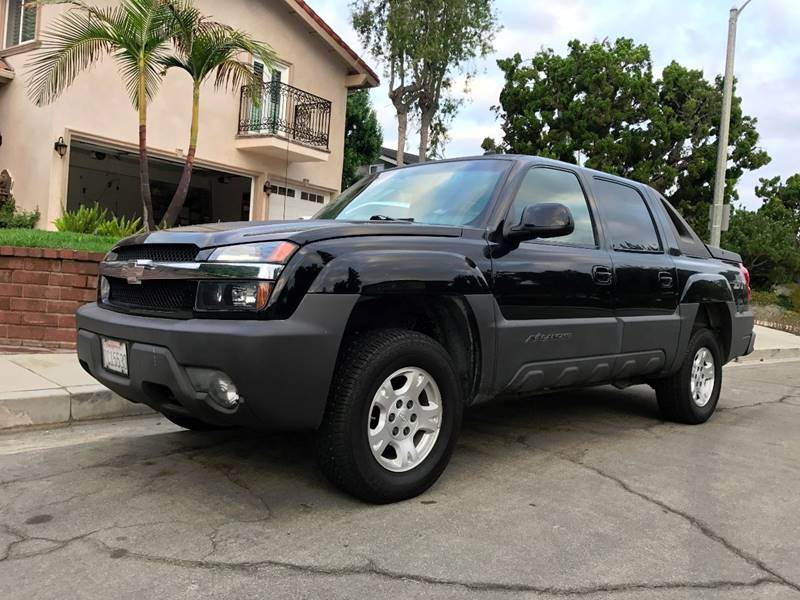 2003 Chevrolet Avalanche for sale at Quality Car Sales in Whittier CA
